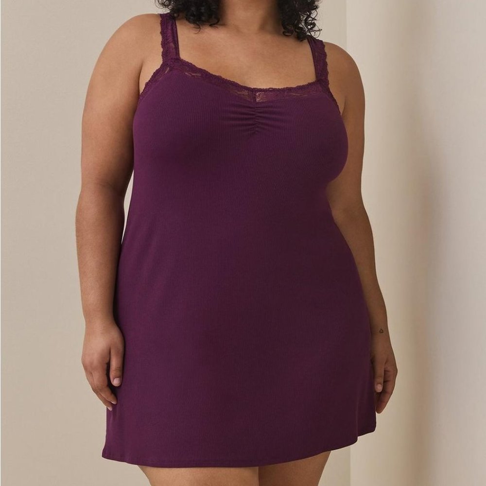 Plus size chemise by Torrid 3 3X plum purple nightgown sleep shirt sleepwear